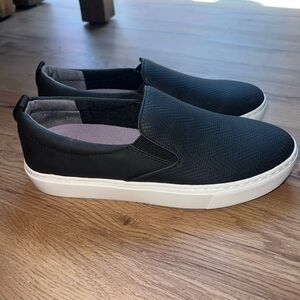 Slip on sneaker